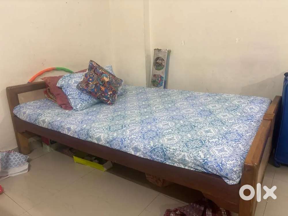 Single bed sisum with cotton mattress