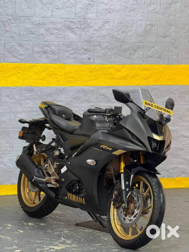 YAMAHA R15 V4 (2669)