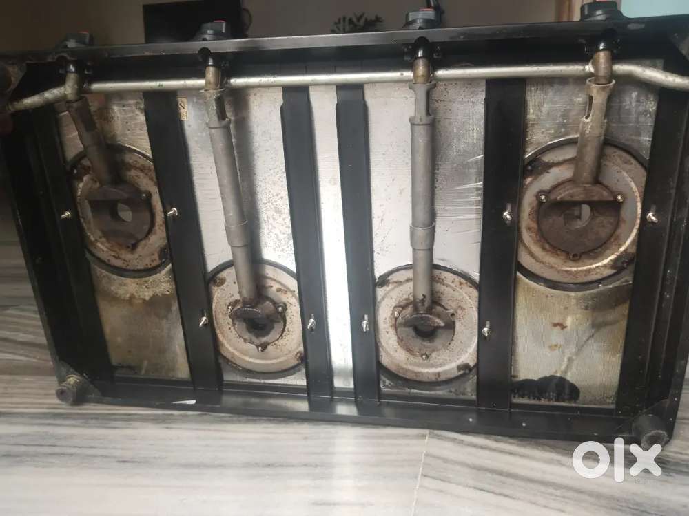 Prestige 4  burner magic stove