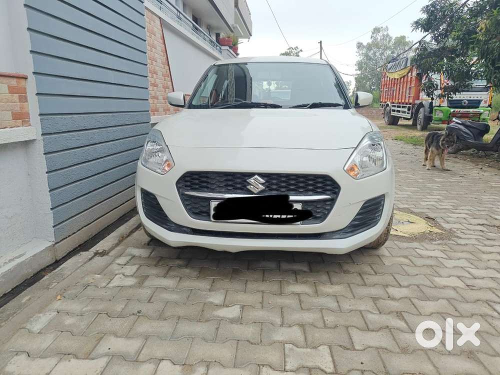 Maruti Suzuki Swift 2022 Petrol 76000 Km Driven