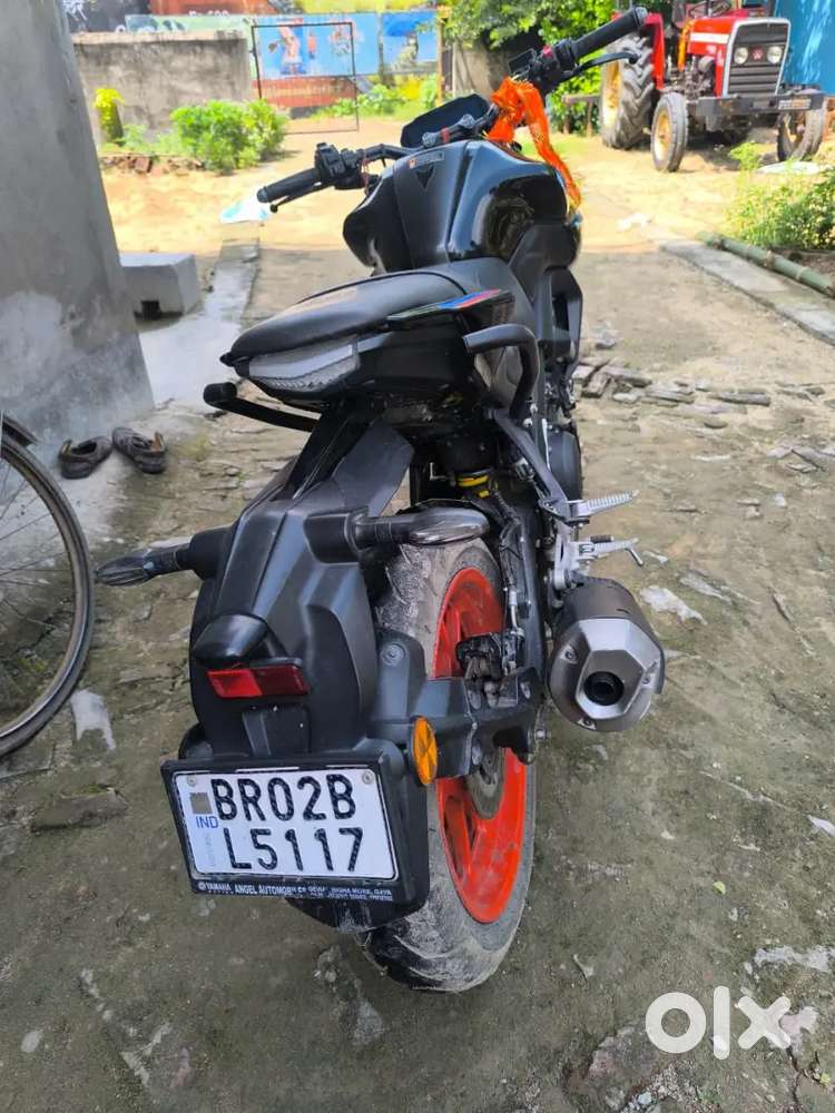 Achhi condition me bike hai