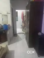 Only for girls flatmates.
