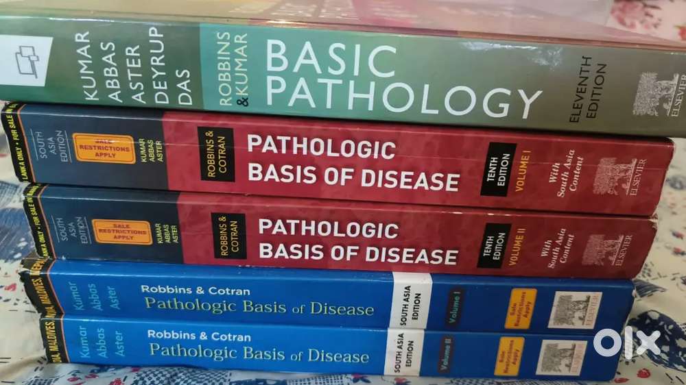ROBBINS PATHOLOGY BOOKS SET