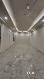 3BHK Luxurious Flat Available In Gated Society's Near Metro.