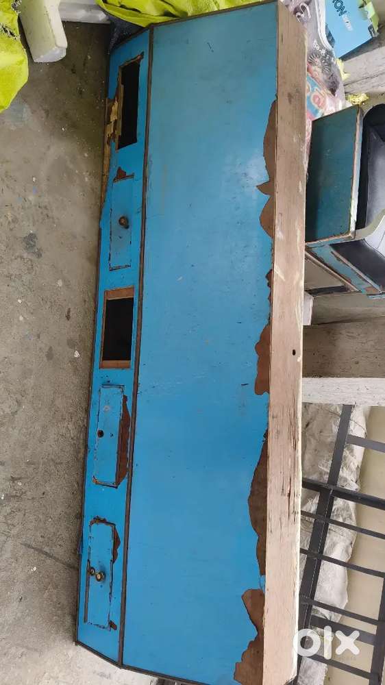 Saloon shop cupboard, mirrors Furniture sale's