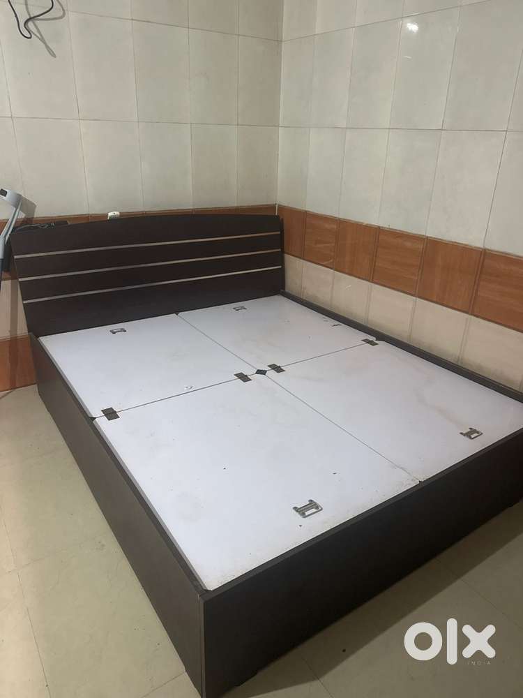 Double bed for sale