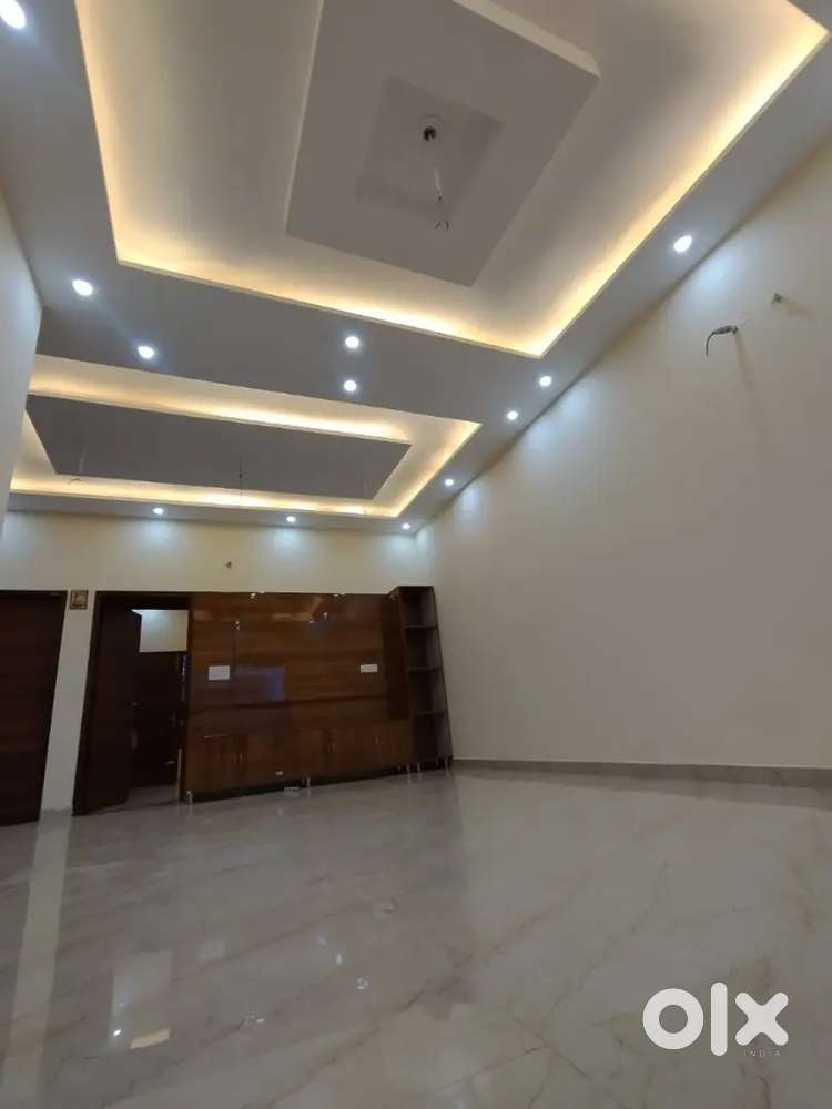 Wanted both male and female in real estate company