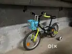 BTWIN 3-7 years old bicycle -with training wheels