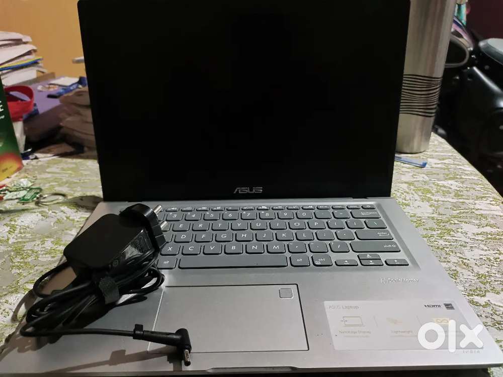 Selling a brand new unused laptop