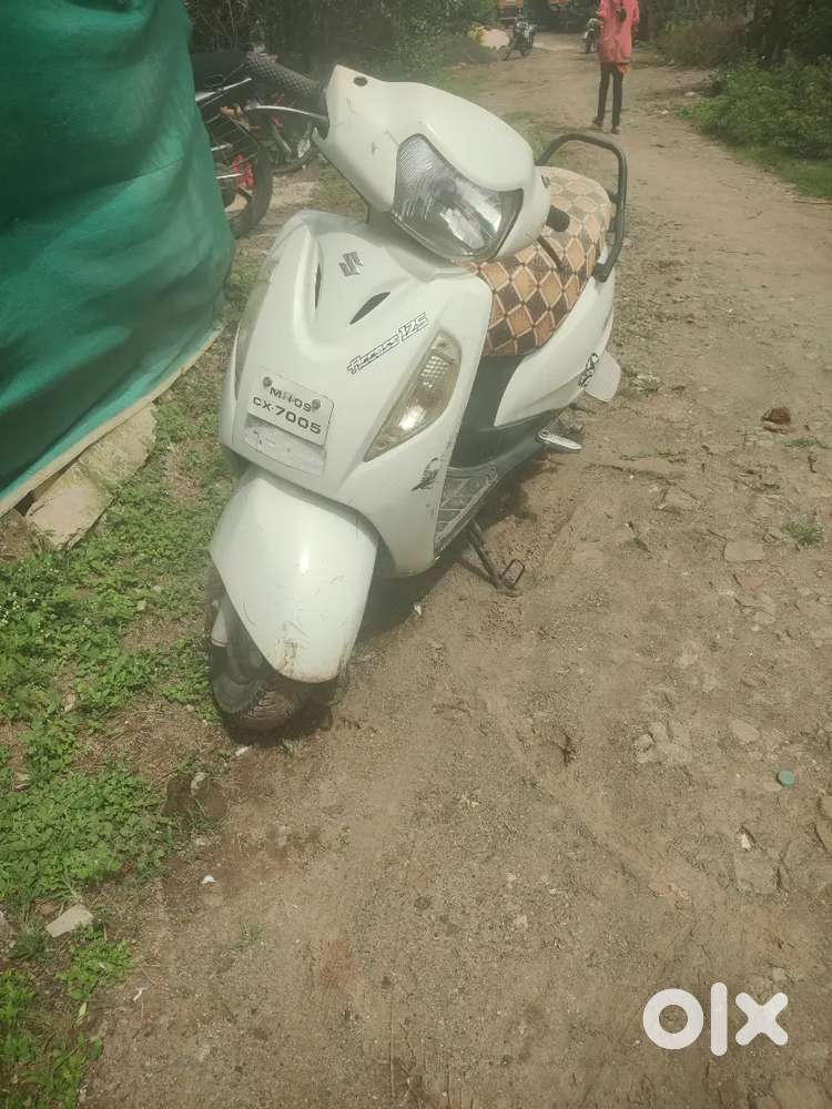 Bechana hai