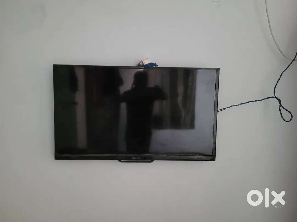 L E D sony Bravia 32 inch