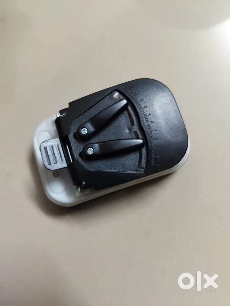 Universalmobile battery charger and other electronic devices