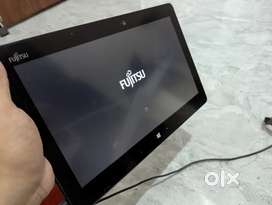 Fujitsu STYLISTIC  Tablet 11.6 4 GB 128 SSD Exchange Available