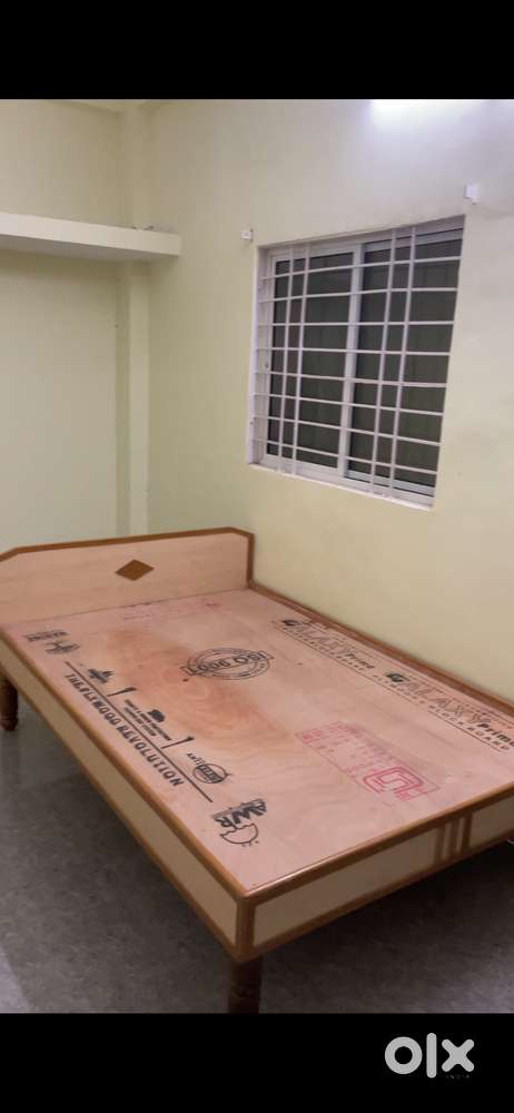 1 rk for rent near airport