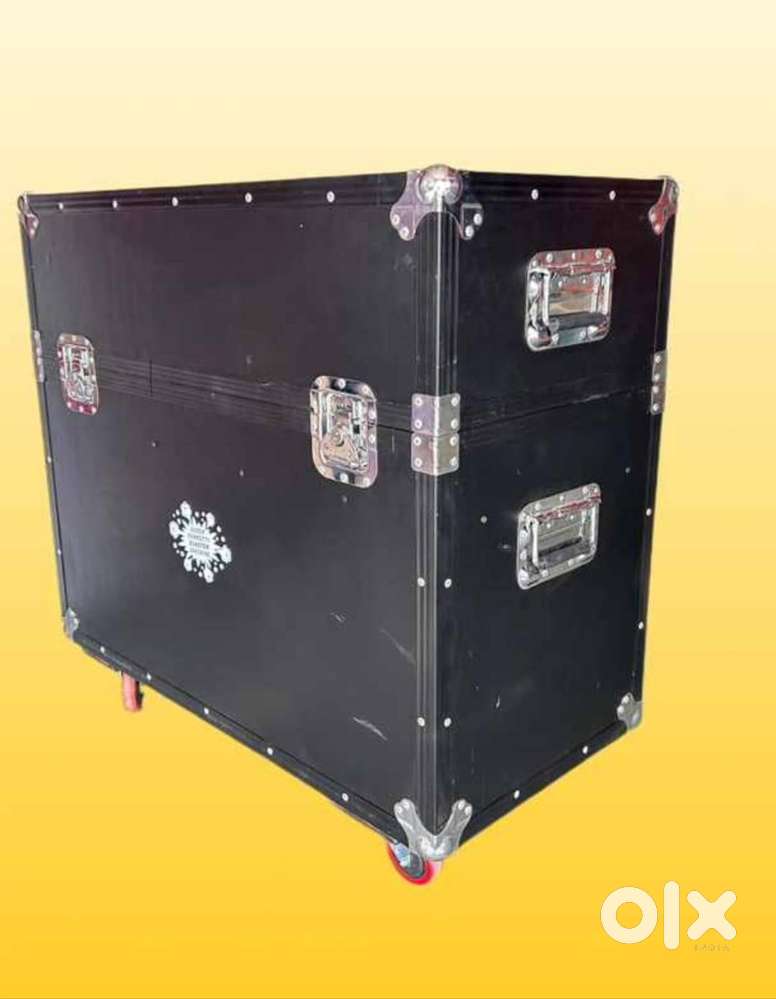 Black Panther Co2 Jumbo Confetti machine