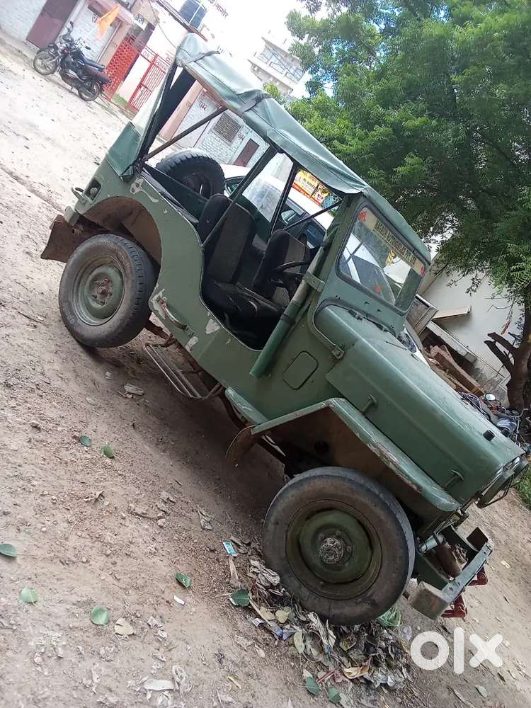 Mahindra Jeep 2004