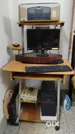 Computer table