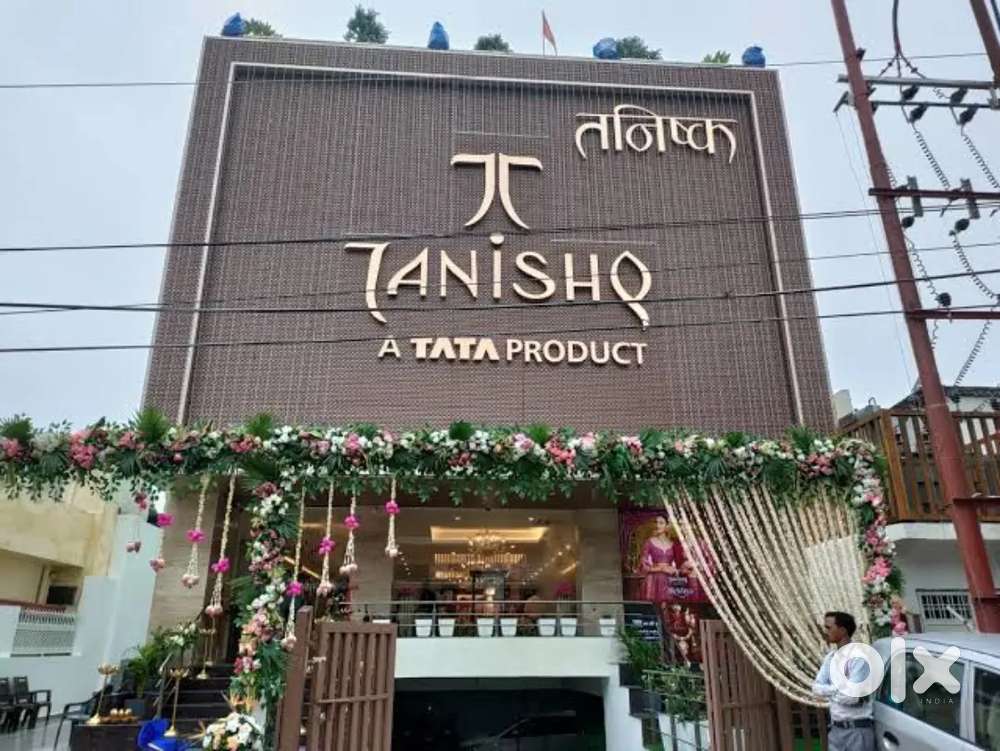 TANISHQ शोरूम में लड़कियों और लड़कों की आवश्यकता हैं !!