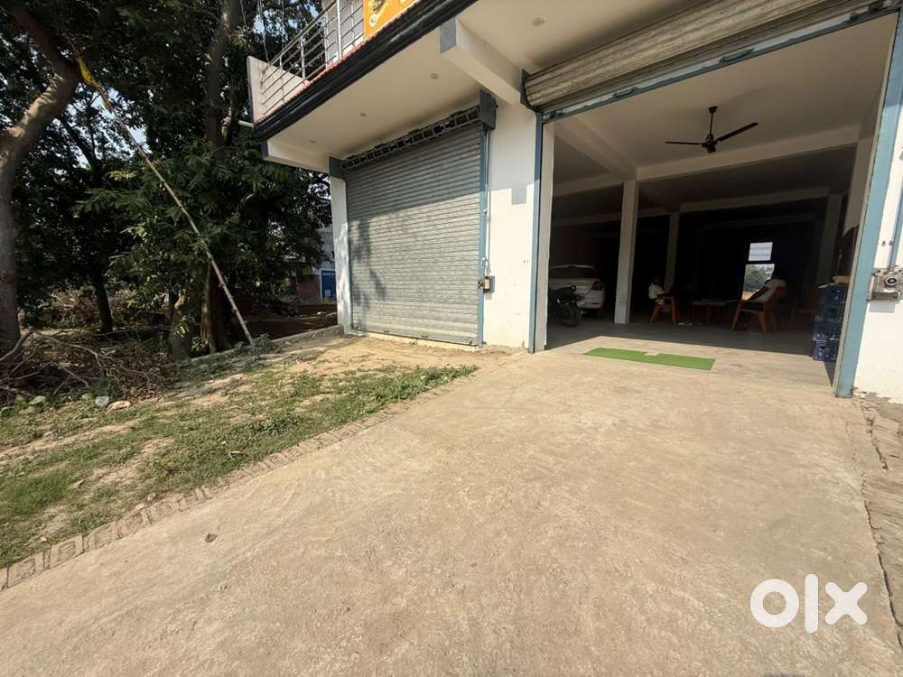 HALL FOR RENT OFFICE , GODOWN , SHOWROOM ,