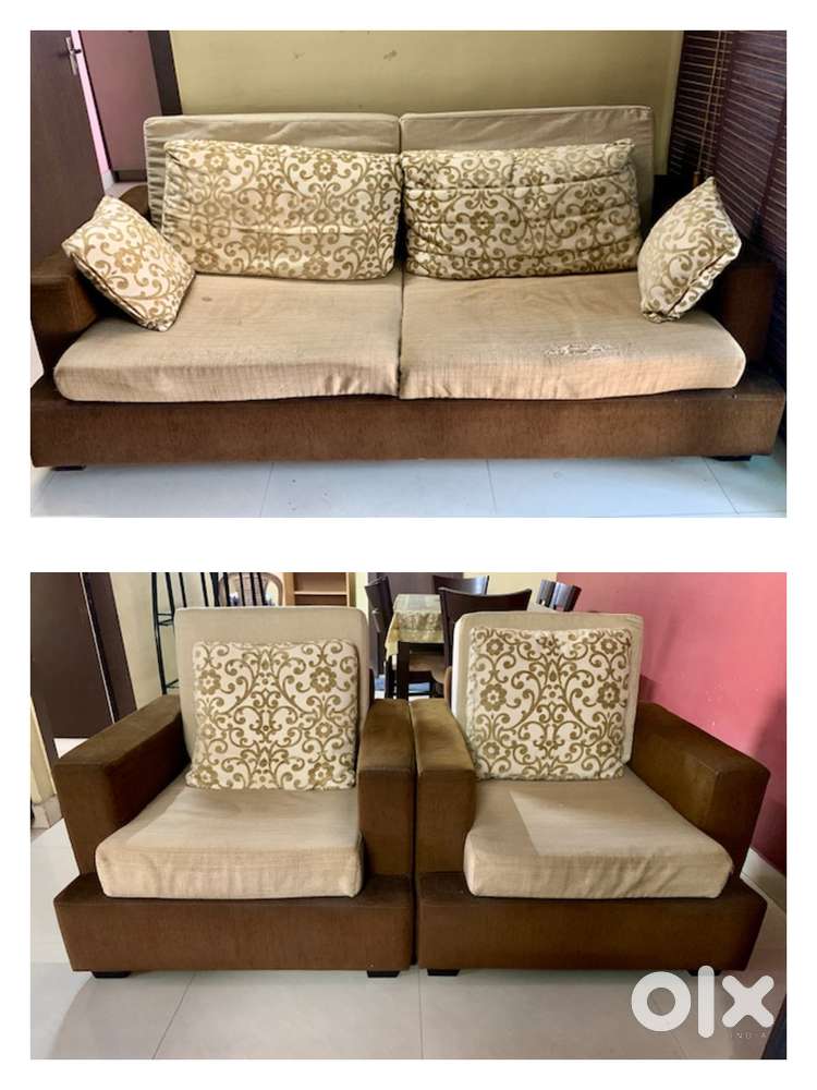 Complete Sofa Set ready for immediate sale!