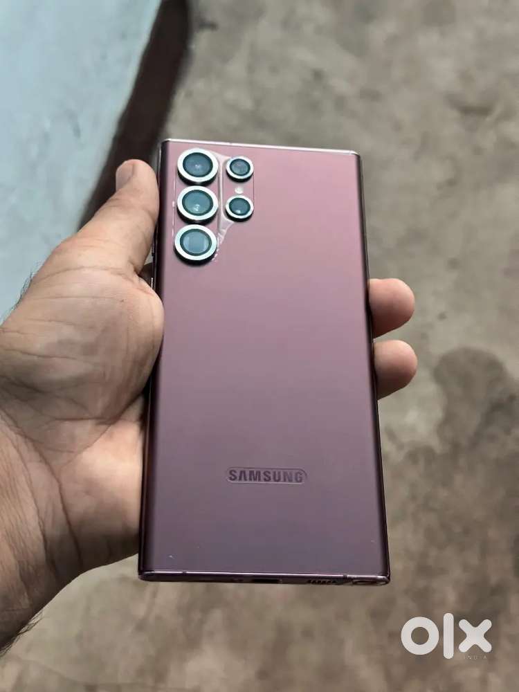 Samsung S22 Ultra 512GB Burgundy colour