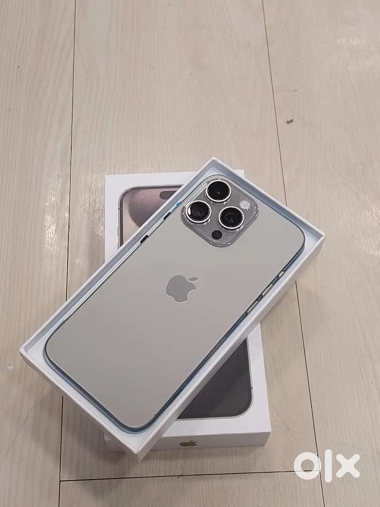 IPHONE 15PROMAX IN REFURBISHED WITH BILL BOX ACCESSORIES CONTACT ME