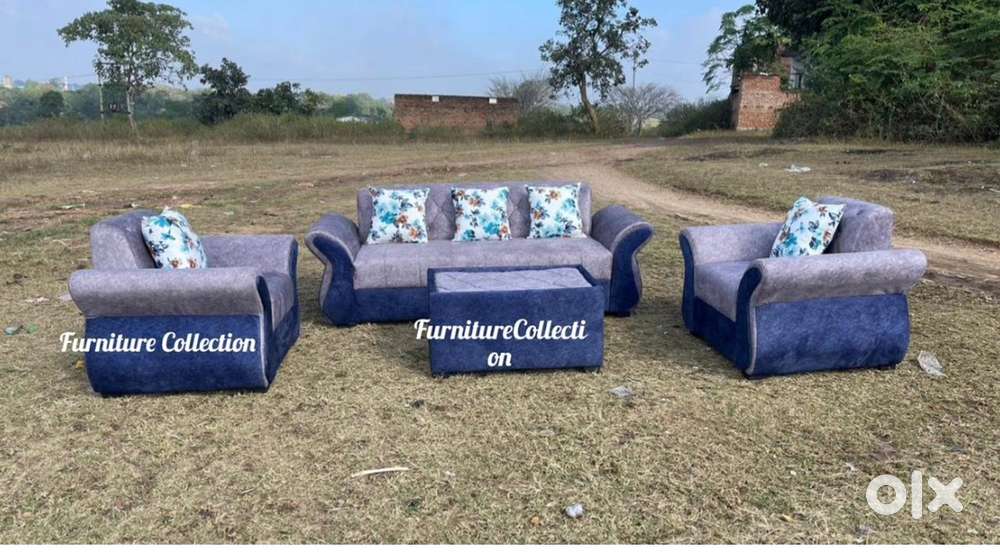 Brand new 2 Colour Combination 3+1+1 Sofa with Centretable at Wholes