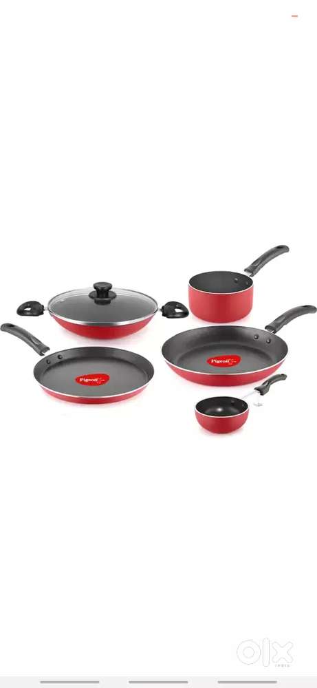 Newly brought  5 piece Pegion cook set best for gas stow