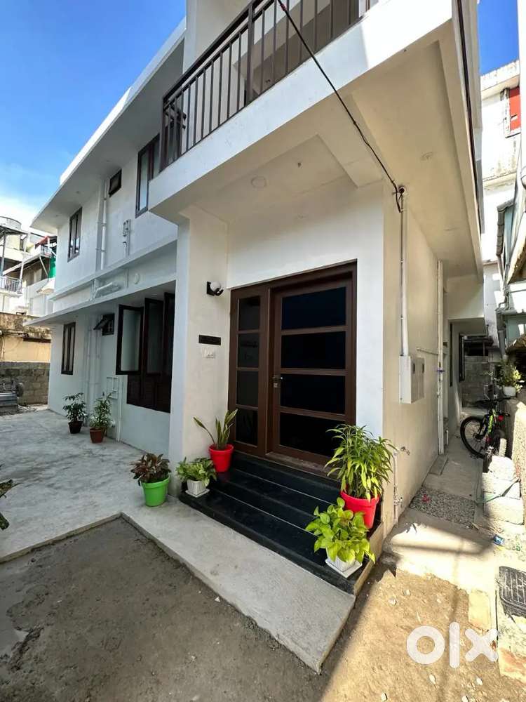 Single and Double bedroom for Men