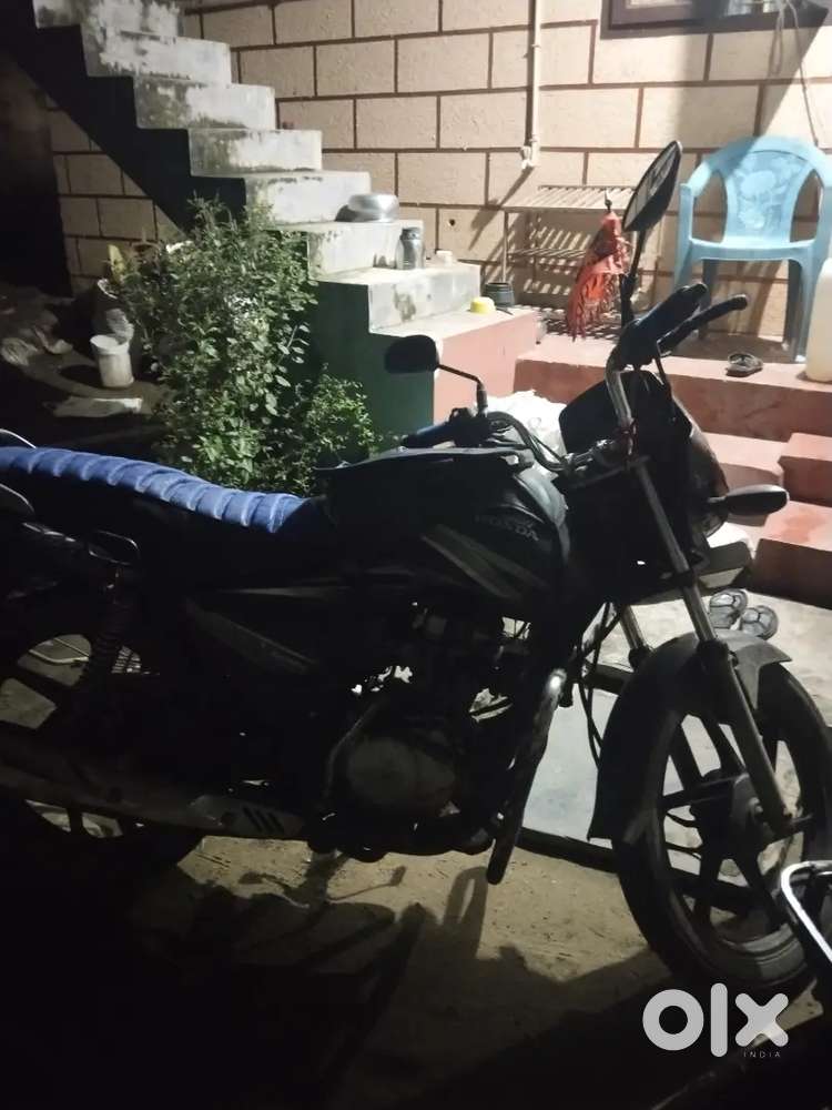 Chellapalli laximi sriniuvau