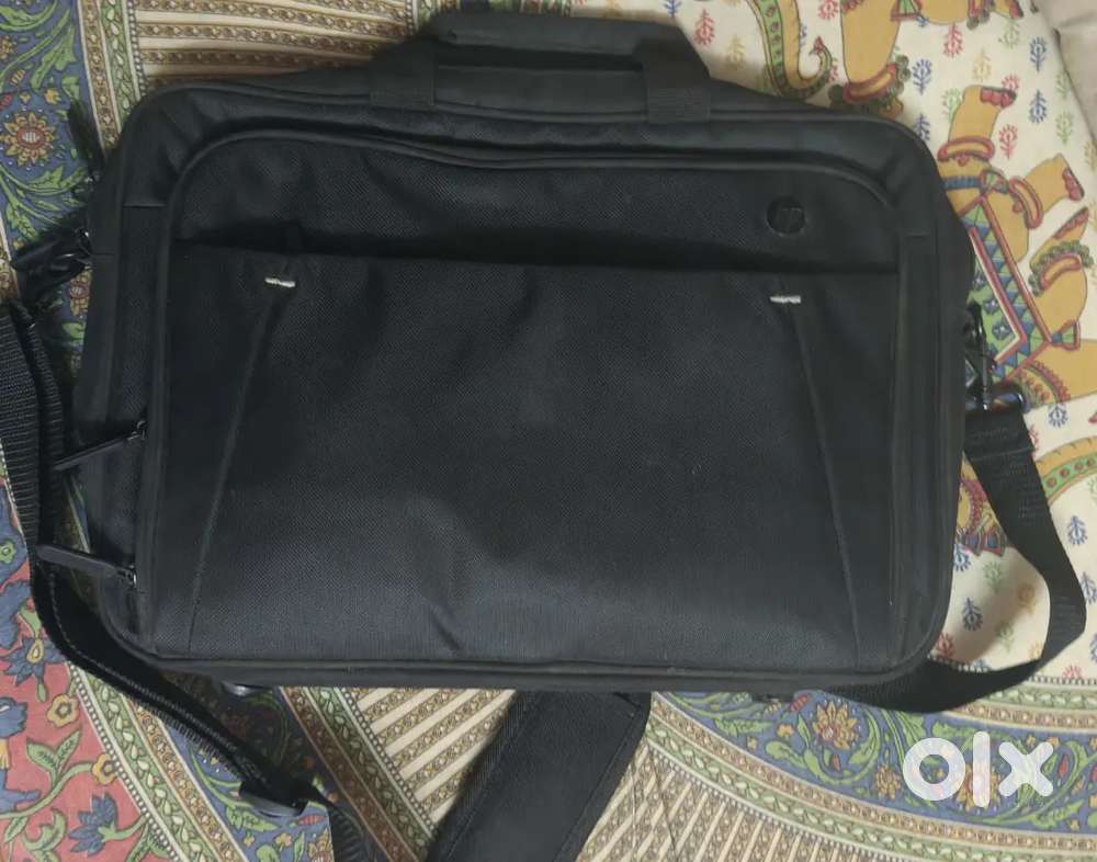 HP Laptop Briefcase Bag – 15.6 inch  Unused & in Excellent Condition