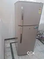 LG double door fridge in good condition..