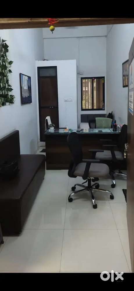 Office space available on rent in d.n nagar andheri west