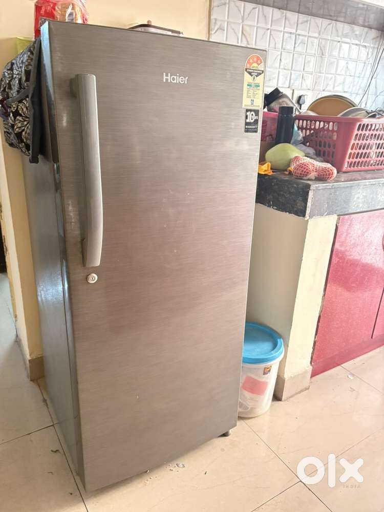 Refrigerator 200 litters available for sell
