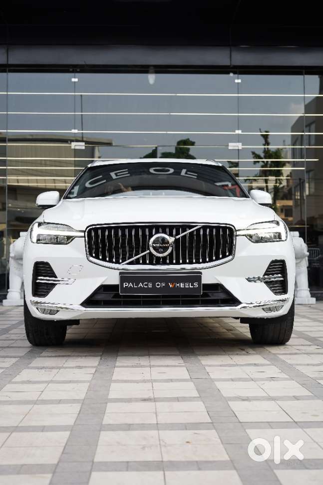 Volvo XC60 2.0 B5 Ultimate, 2022, Petrol