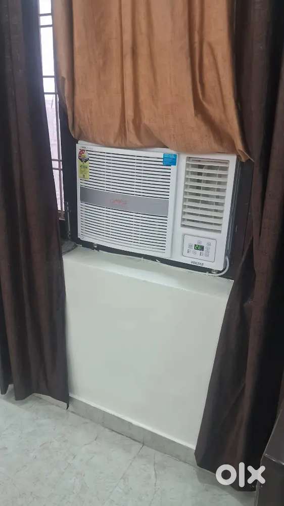 A fully furnished flat available for rent very prime location, Aliganj