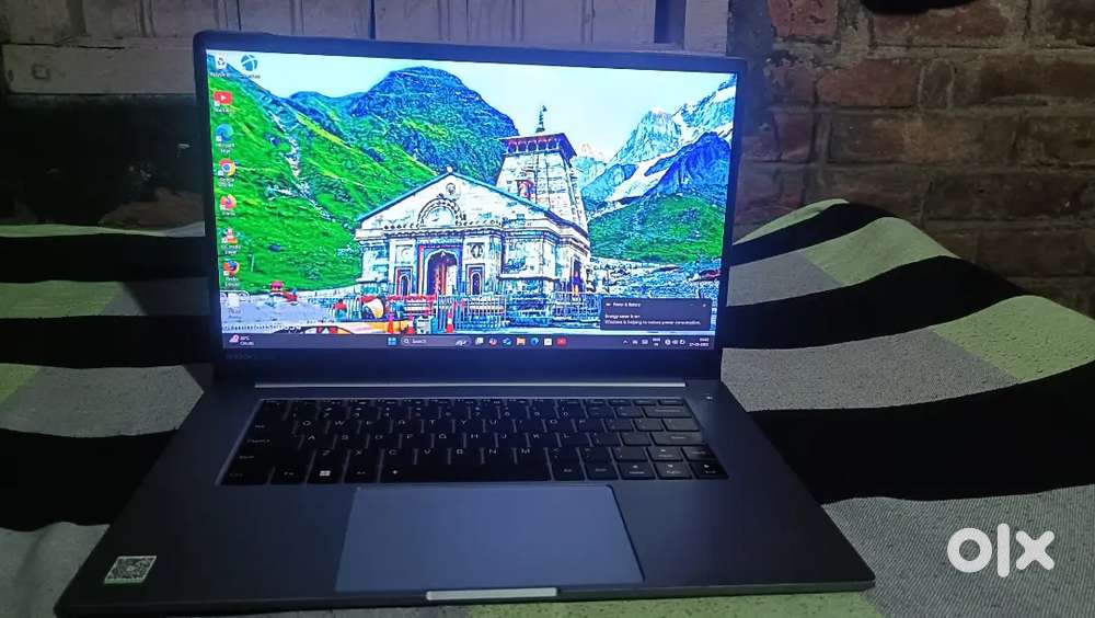 Infinix y1 plus neo laptop