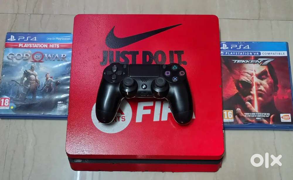 Sony PlayStation 4(ps4) game console.