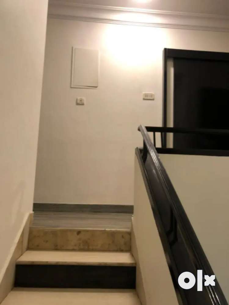 4bhk duplex flat JP road versova Andheri West Mumbai all amenities