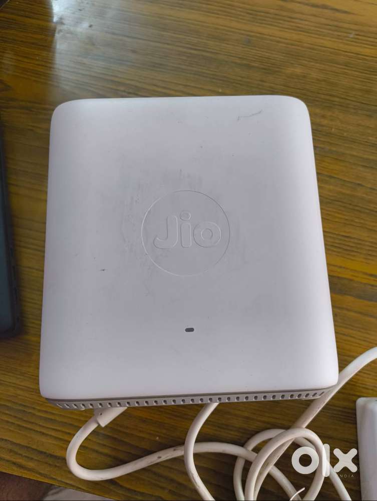 Jio Airfibre wifi Router and connection