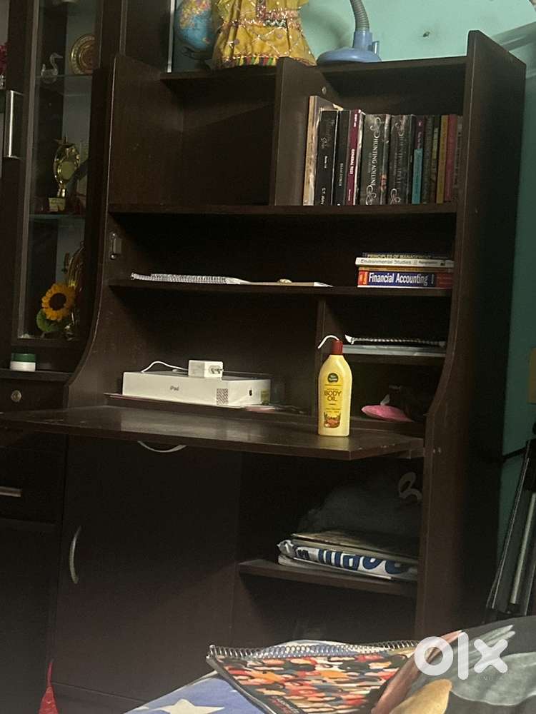 DAMRO STUDY TABLE