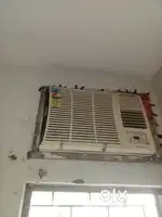 Voltas 1 ton  3 star