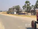 Pathraura,ajad bigha NH 83 on road hai