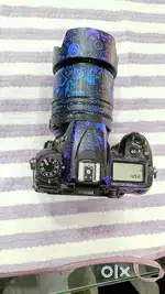 Nikon D7000 with 18-140 lance