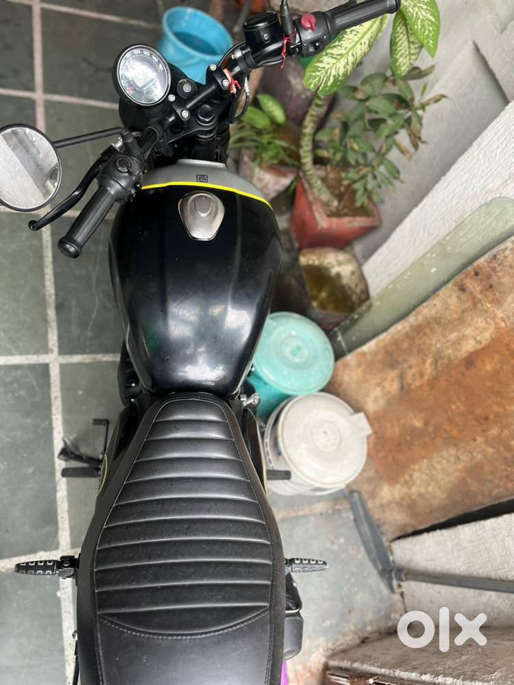 Royal enfield hunter 350 top model