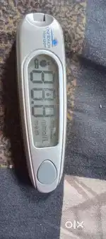 GLUCOMETER