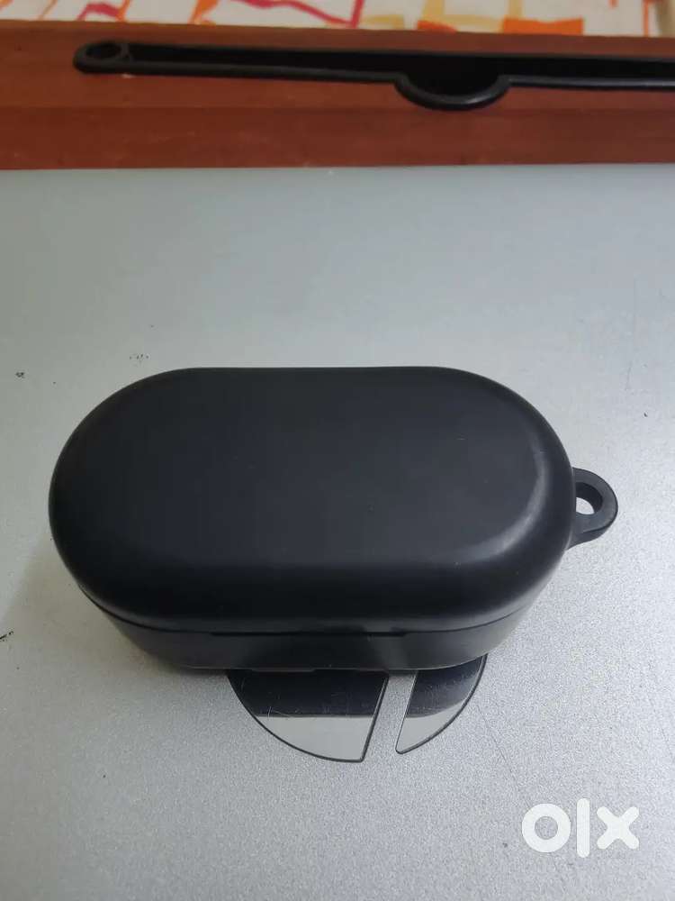 OnePlus Nord Buds 2 (Left Earbud + Charging Case) – Original