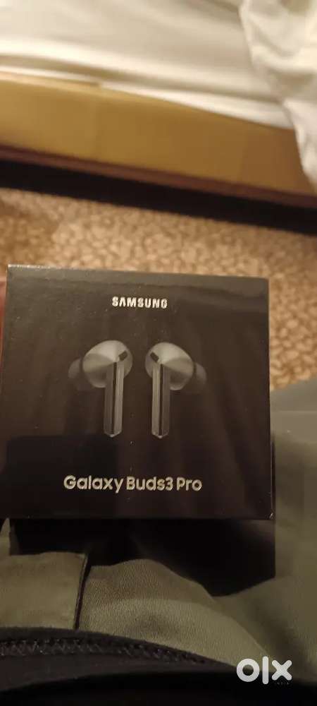 Samsung Galaxy Buds3 Pro urgent need money