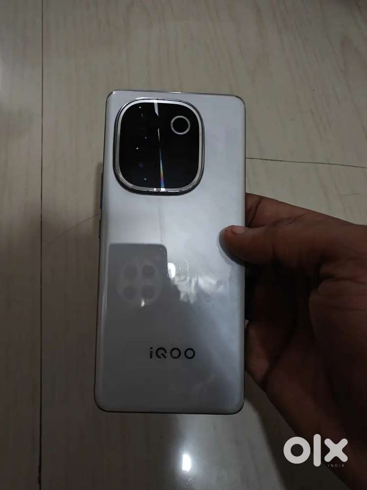 iQOO Z9s pro 8/128gb in warranty
