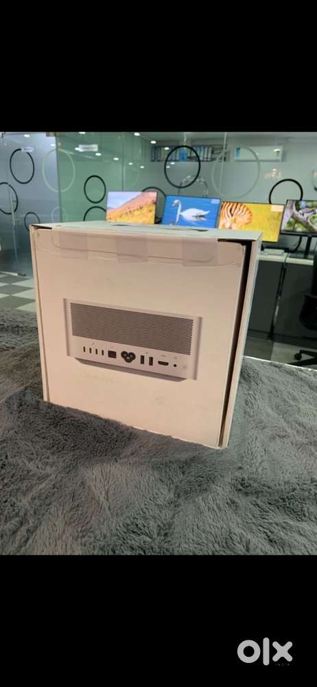 Apple Mac Studio M2 Ultra Sealed Break Brand New One Year Brand Warnty